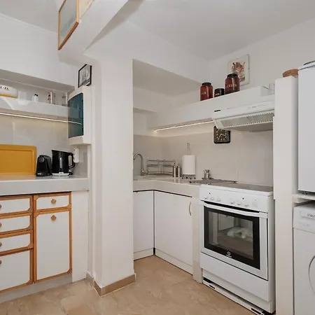 شقة - Seaview And Garden *