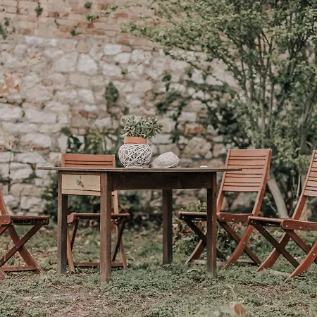 شقة - Seaview And Garden *